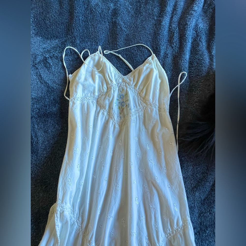 Twigy Vintage Embroidered Beach Dress